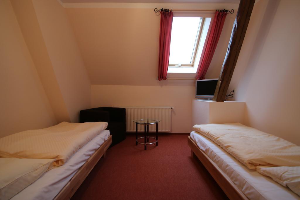 Hotel -Winterfelder Hof Apenburg-Winterfeld Kamer foto